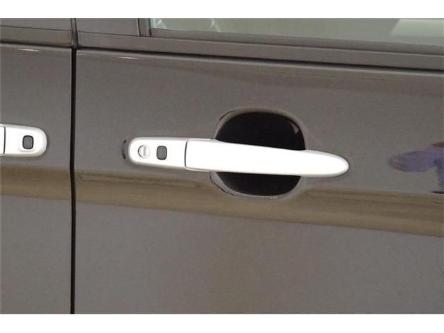 Toyota ROOMY 2020-06 19862-27
