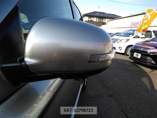 Mitsubishi OUTLANDER PHEV 2014-06 213118-11