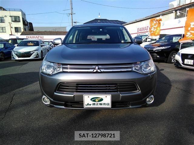 Mitsubishi OUTLANDER PHEV 2014-06 213118-3
