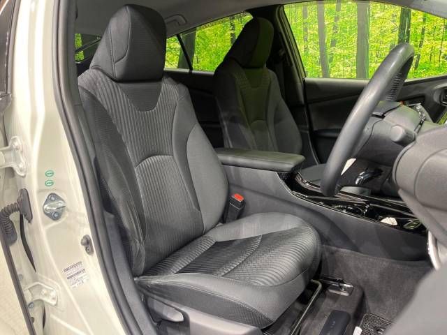 Toyota PRIUS 2017-12 15743-8