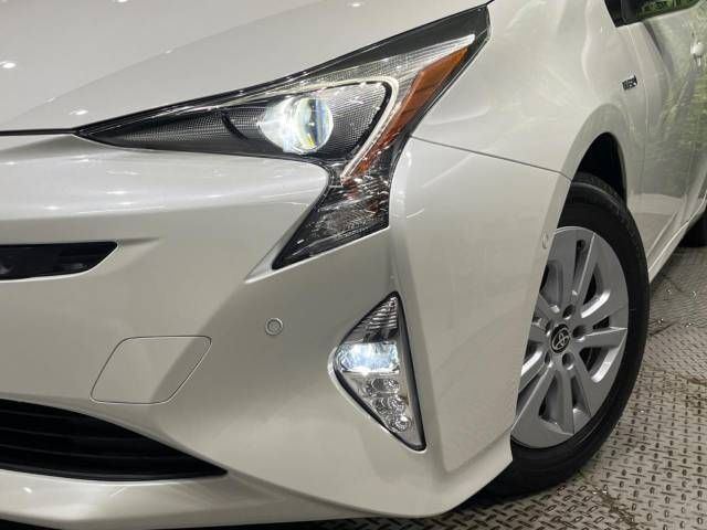 Toyota PRIUS 2017-12 15743-12