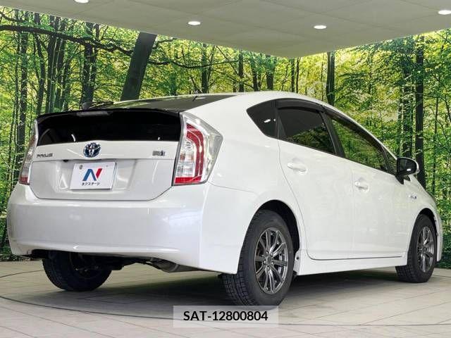 Toyota PRIUS 2015-06 328359-17