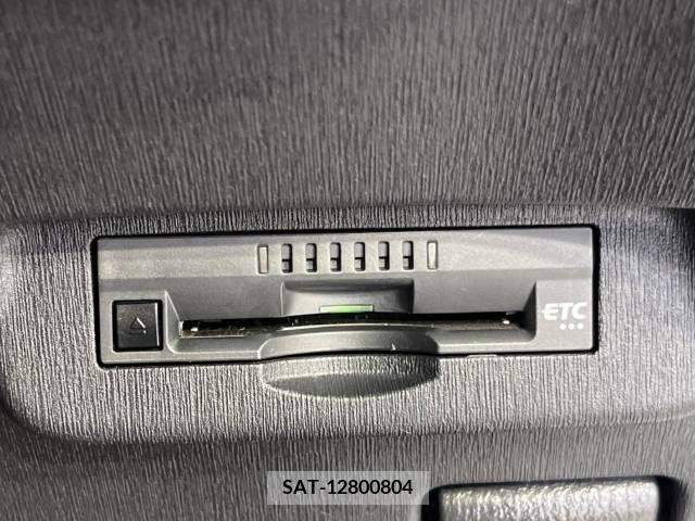 Toyota PRIUS 2015-06 328359-6