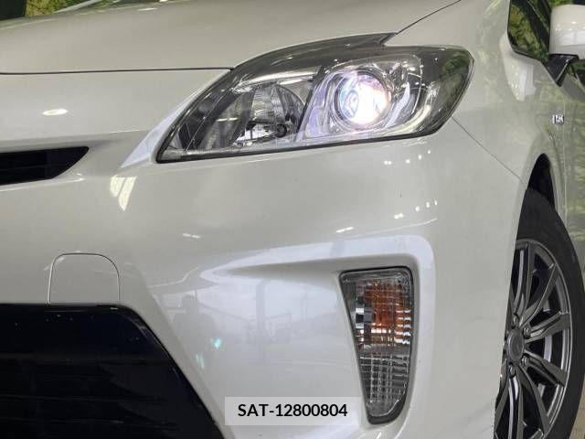 Toyota PRIUS 2015-06 328359-12