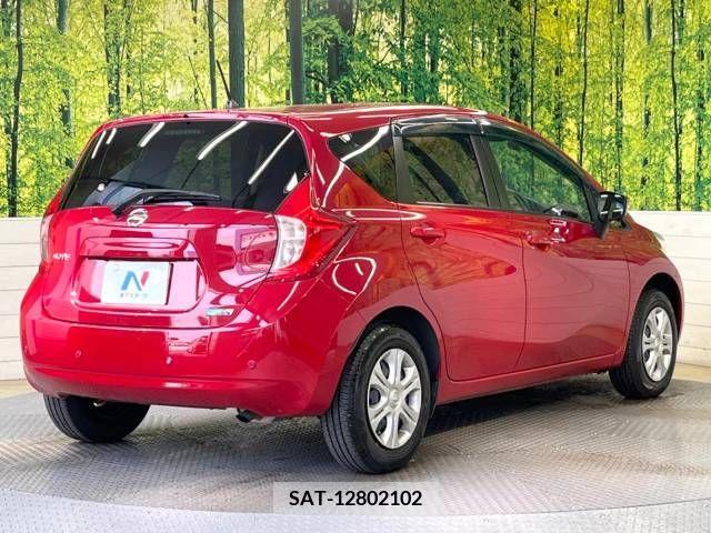 Nissan NOTE 2015-12 253883-17