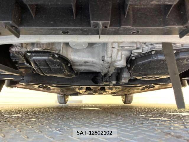 Nissan NOTE 2015-12 253883-19