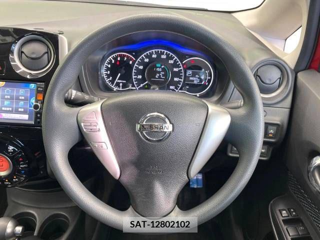 Nissan NOTE 2015-12 253883-11