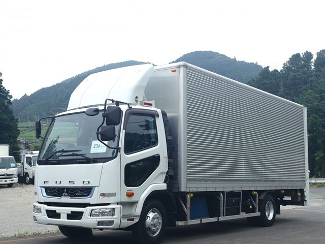 MITSUBISHI FUSO Fighter 2018-03 6529-0