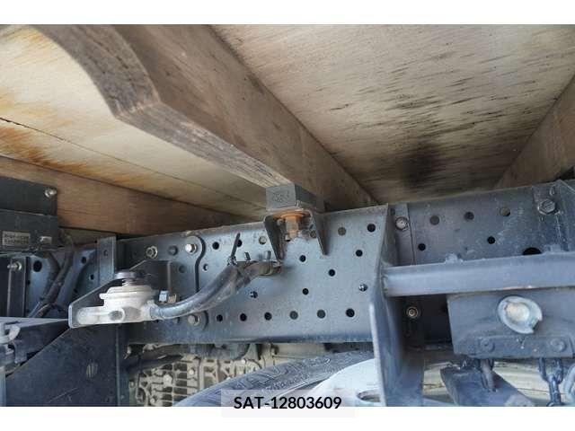 Mazda TITAN 2015-09 287678-12
