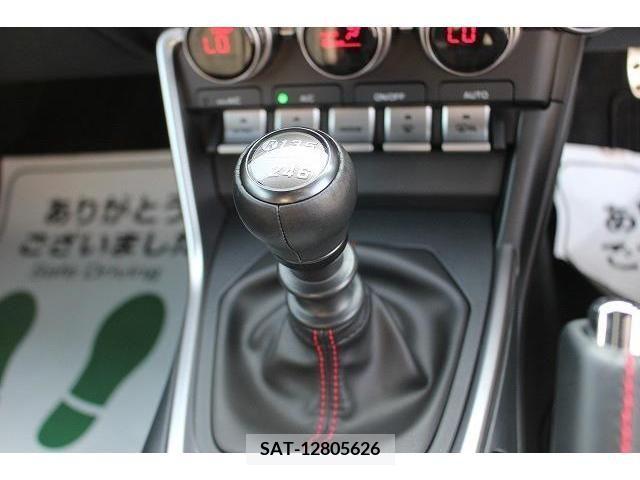 Subaru BRZ 2022-05 205797-2