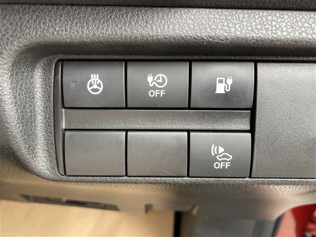 Nissan LEAF 2018-04 3635-14