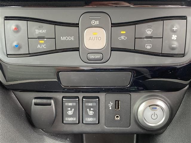 Nissan LEAF 2018-04 3635-12