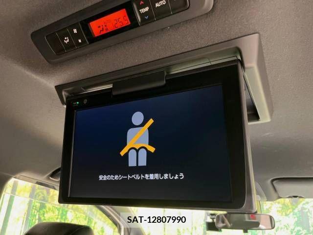 Toyota NOAH 2021-06 377638-2