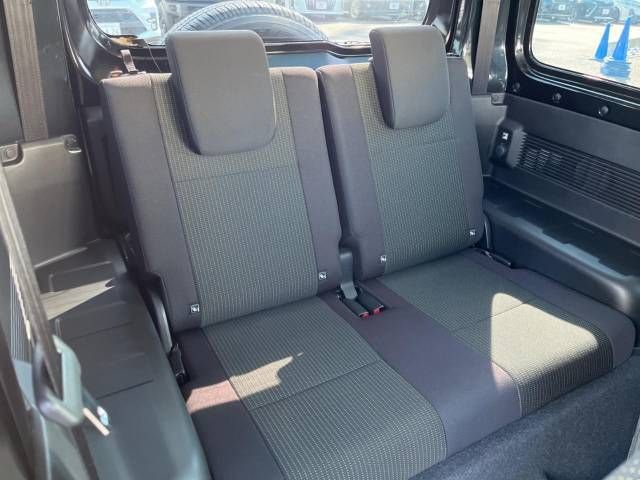 Suzuki JIMNY 2021-12 15845-9