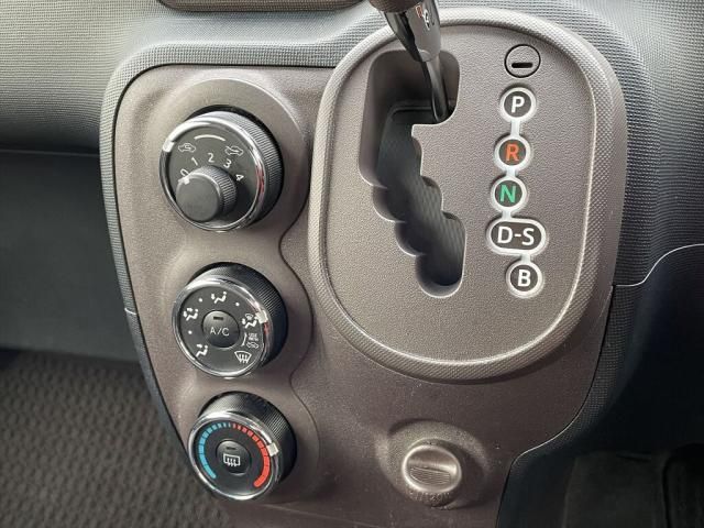 Toyota PORTE 2012-08 182205-29