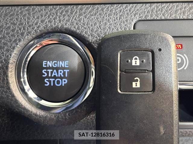 Toyota HARRIER 2017-10 378609-5