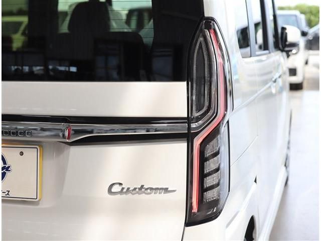 Honda N BOX CUSTOM 2023-08 189874-8