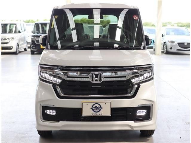 Honda N BOX CUSTOM 2023-08 189874-1