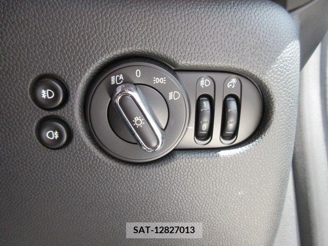 Bmw MINI 2019-10 332481-10
