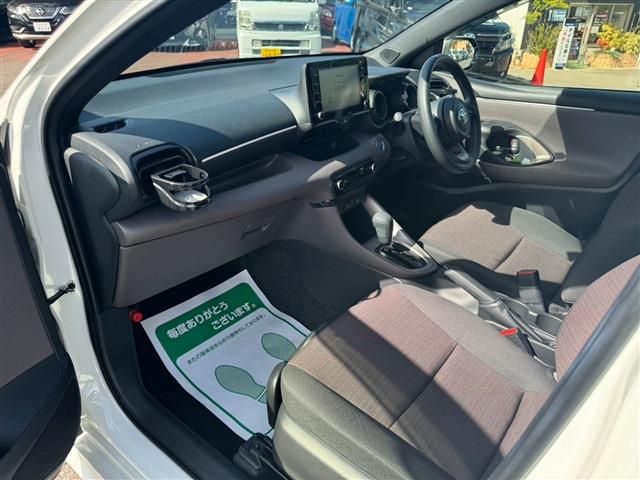 Toyota YARIS 2020-07 15331-1
