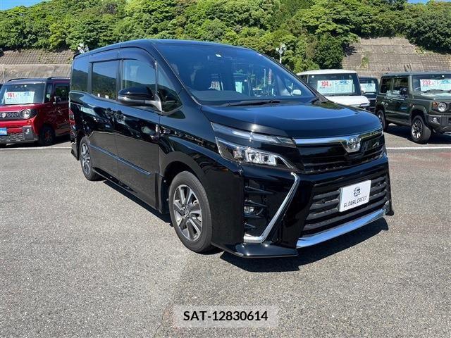 Toyota VOXY 2021-08 289136-5
