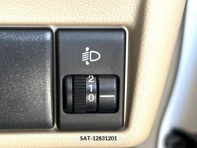 Suzuki ALTO 2011-09 327170-6