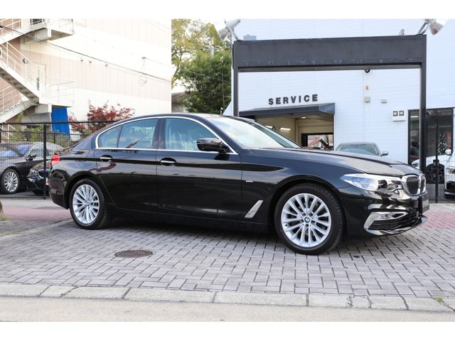 Bmw 5 SERIES 2017-03 26719-3