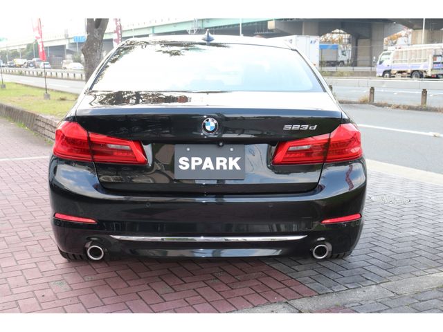 Bmw 5 SERIES 2017-03 26719-5