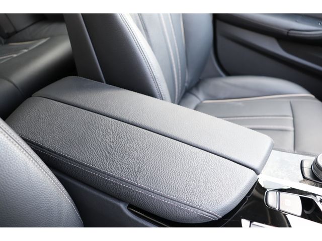 Bmw 5 SERIES 2017-03 26719-17
