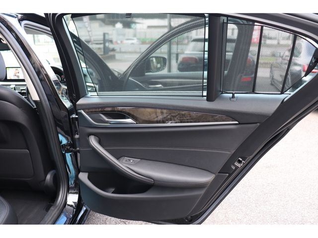 Bmw 5 SERIES 2017-03 26719-20
