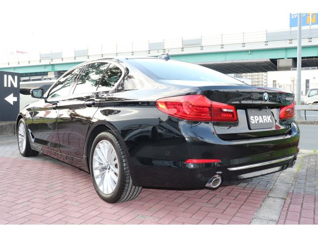Bmw 5 SERIES 2017-03 26719-6