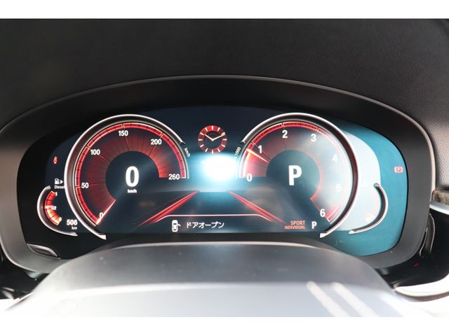 Bmw 5 SERIES 2017-03 26719-18