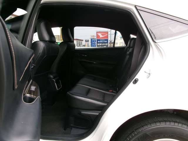 Toyota HARRIER 2016-04 23664-9