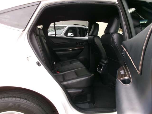 Toyota HARRIER 2016-04 23664-11