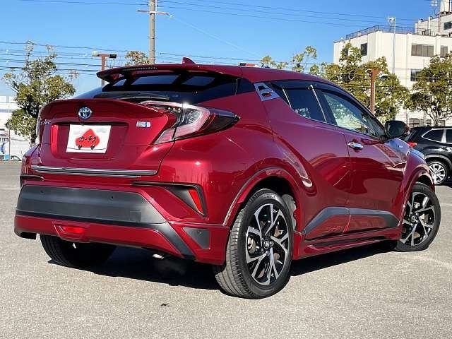Toyota C-HR 2017-05 194841-2
