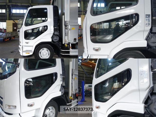 MITSUBISHI FUSO Fighter 2010-11 353129-7