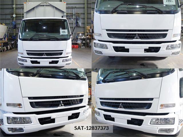 MITSUBISHI FUSO Fighter 2010-11 353129-2