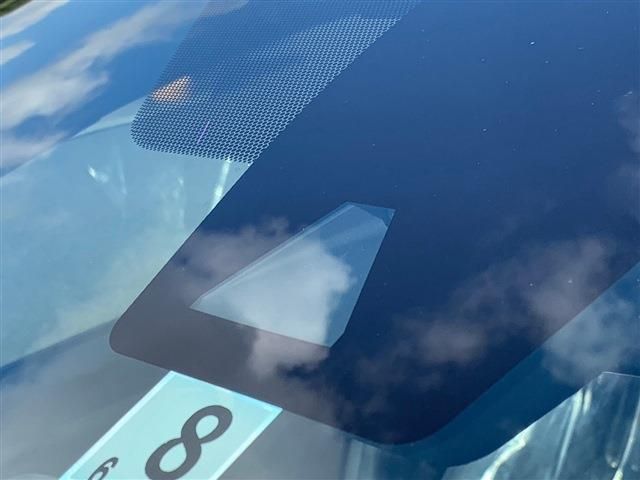 Toyota C-HR 2017-08 188725-15