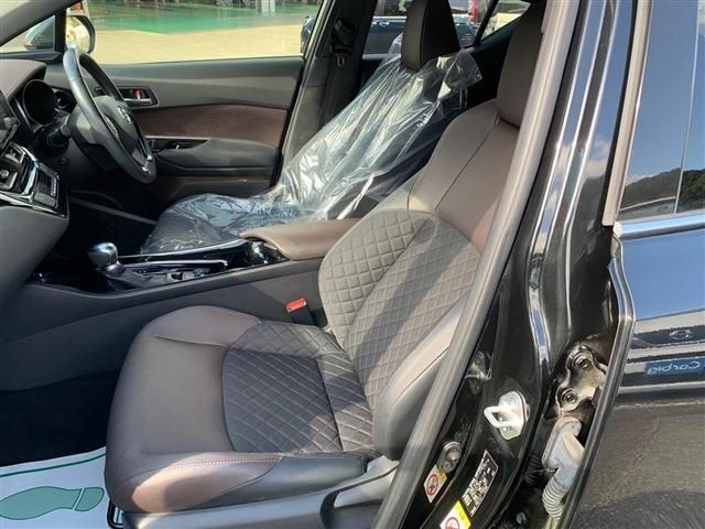 Toyota C-HR 2017-08 188725-2