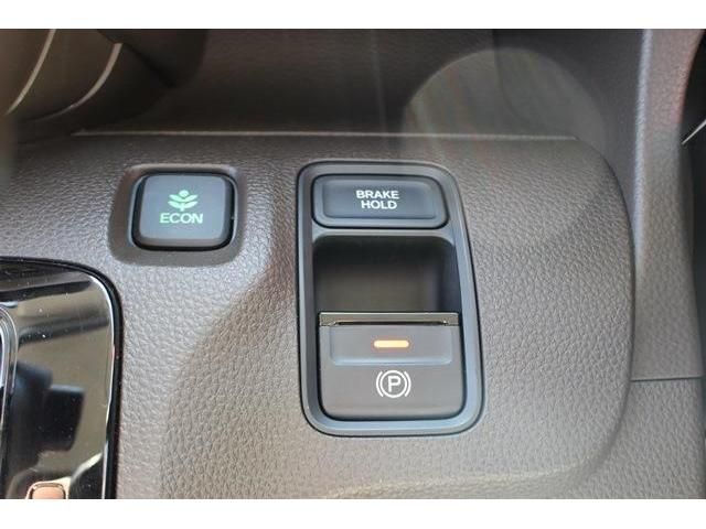Honda N-WGN 2022-03 180730-3