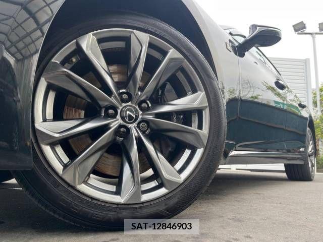 Lexus LS 2017-11 275464-13