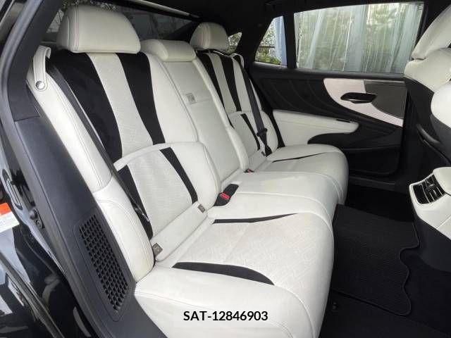 Lexus LS 2017-11 275464-10