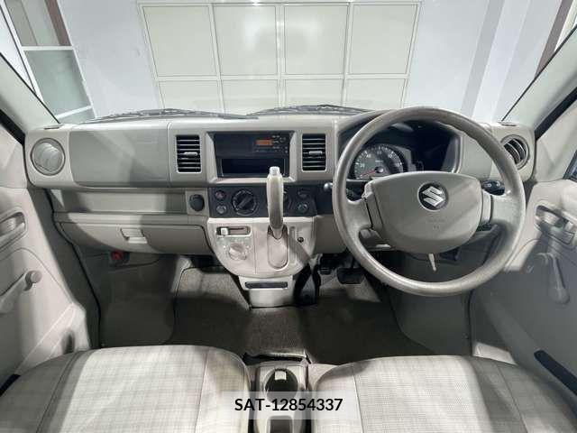 Suzuki EVERY 2013-03 268927-9