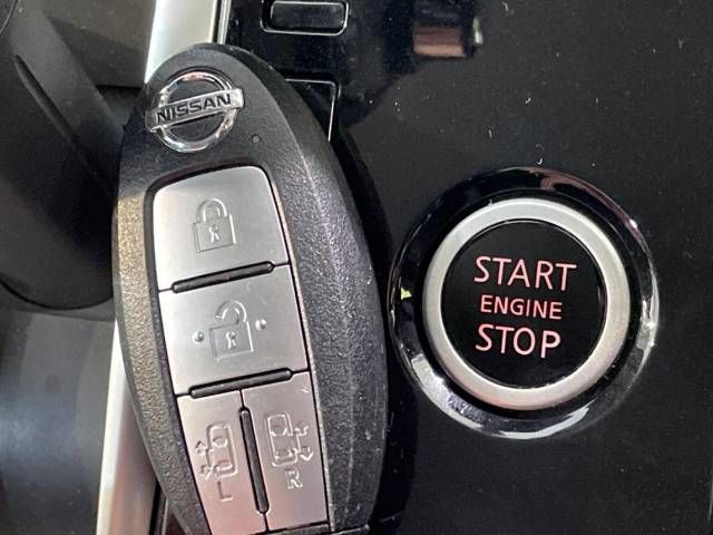 Nissan SERENA 2017-02 4485-6