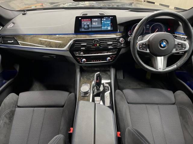 Bmw 5 SERIES 2019-04 26746-1