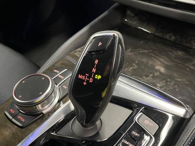 Bmw 5 SERIES 2019-04 26746-11