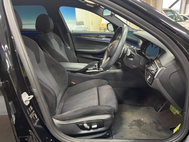 Bmw 5 SERIES 2019-04 26746-8