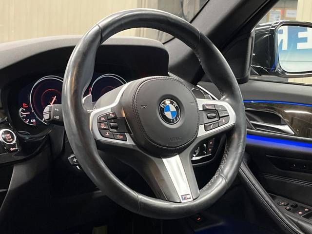 Bmw 5 SERIES 2019-04 26746-10