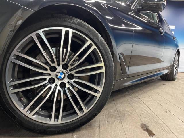 Bmw 5 SERIES 2019-04 26746-13