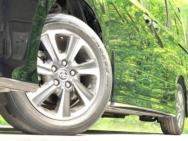Toyota NOAH 2019-01 185894-13